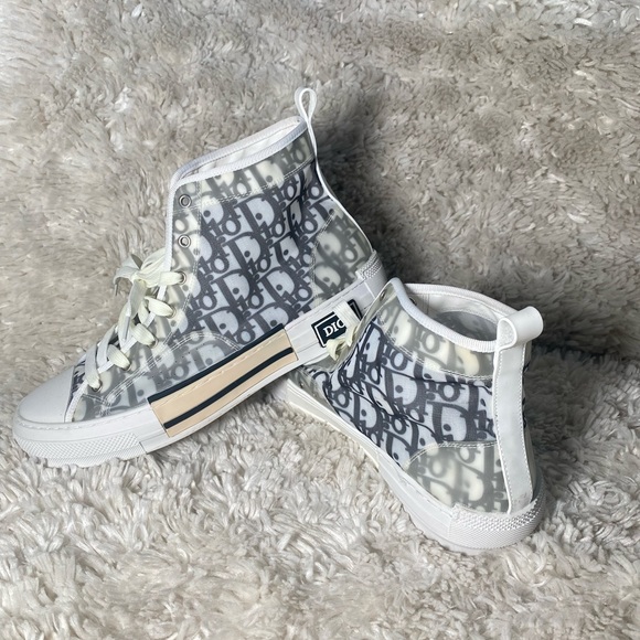 Dior shoes - Picture 1 of 3